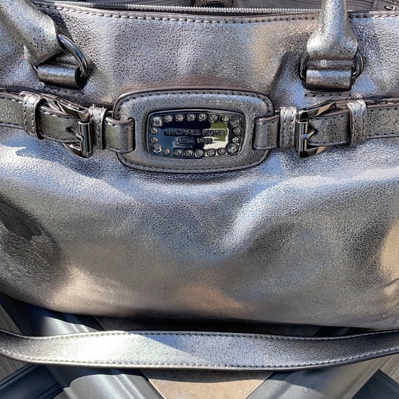 Metallic Micheal Kors Bag - Picture 7 of 7